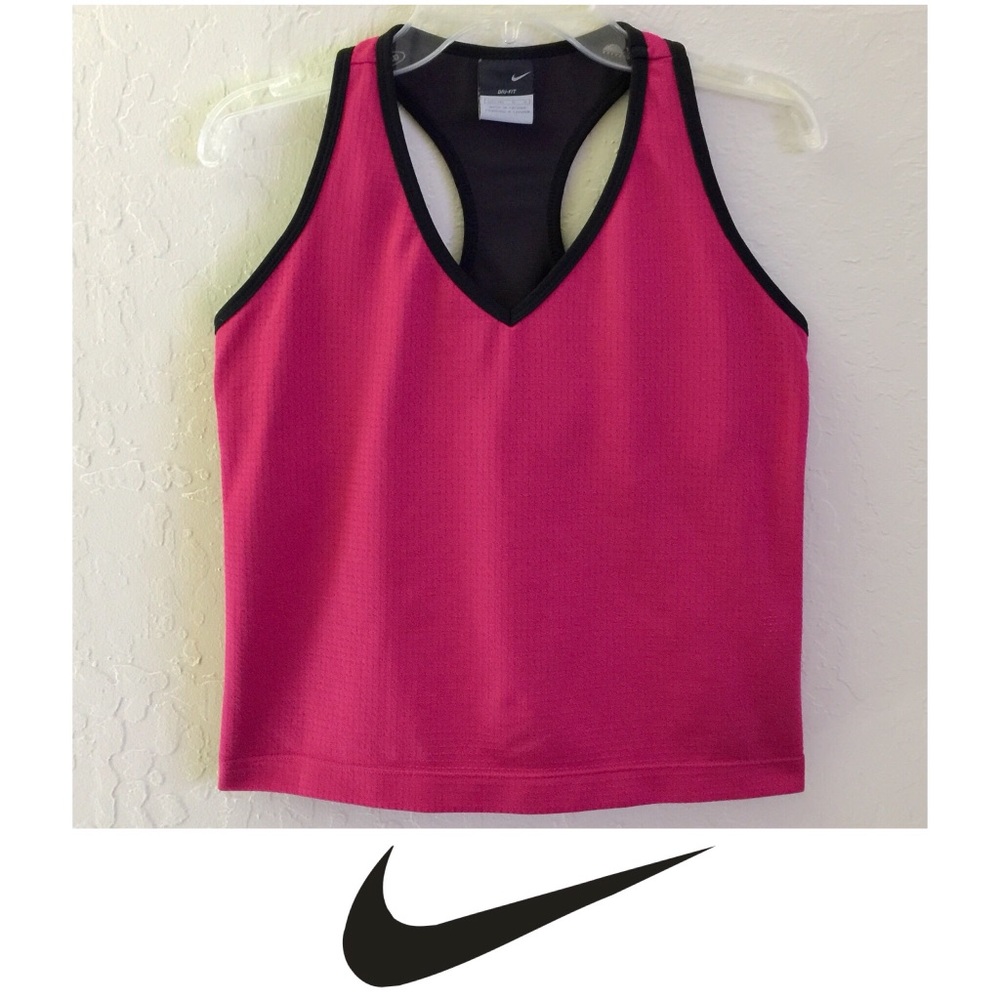 ⬇️NIKE DriFit Tank Top